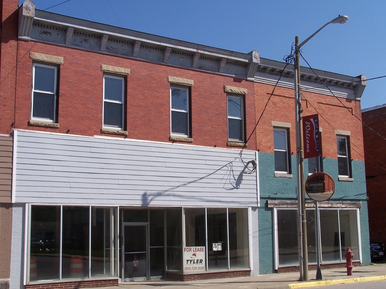 (Sale 26 of 27) 304 W. Main St., Waverly, VA