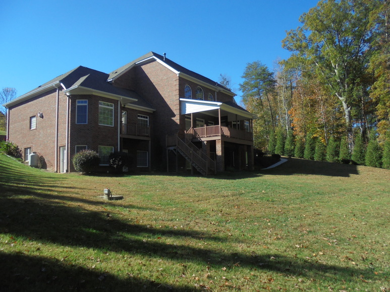 Image for CUSTOM BUILT HOME~REAL ESTATE AUCTION