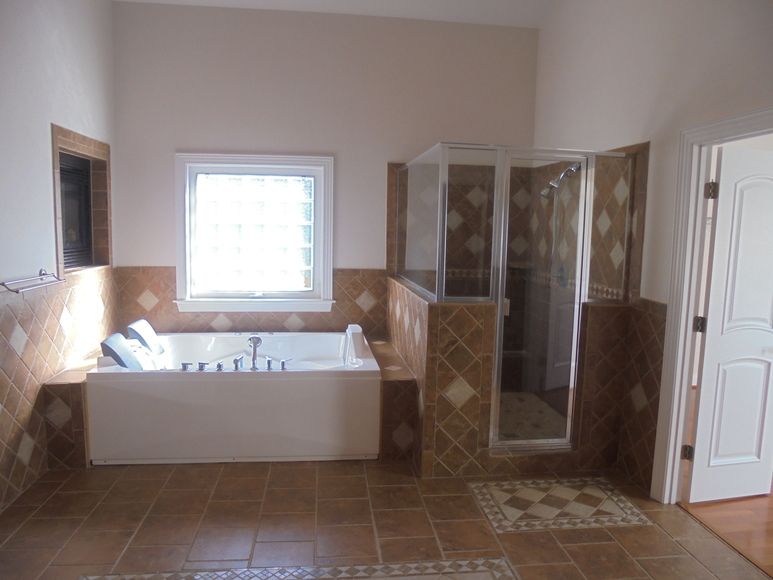 Image for CUSTOM BUILT HOME~REAL ESTATE AUCTION