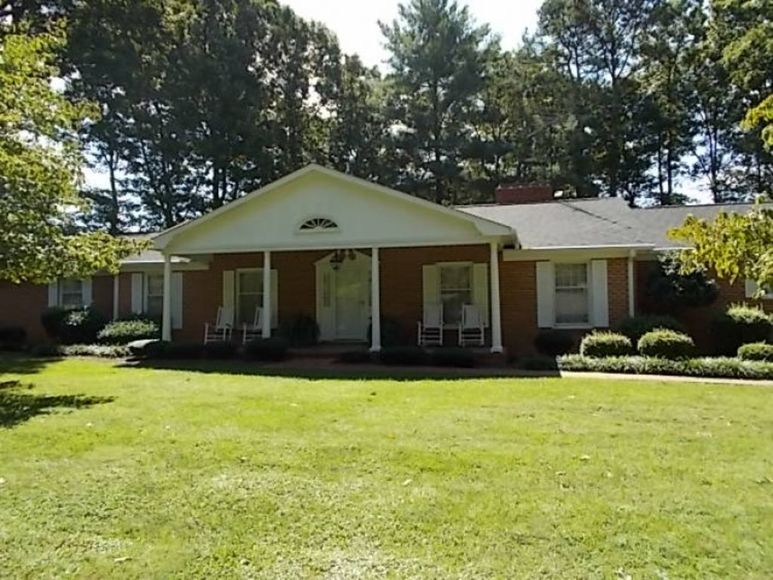 Image for Ava Hutchens Estate Auction--Mount Airy, NC