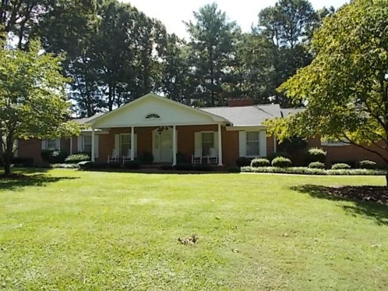 Image for Ava Hutchens Estate Auction--Mount Airy, NC