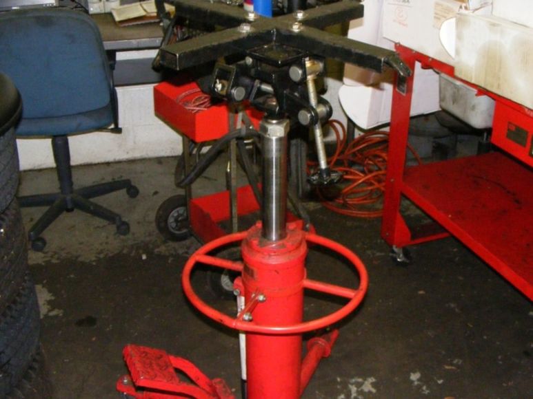 Image for Idependence Hummer Dealership Liquidation--Charlotte, NC