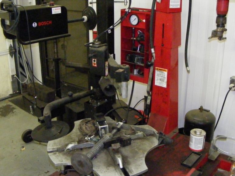 Image for Idependence Hummer Dealership Liquidation--Charlotte, NC