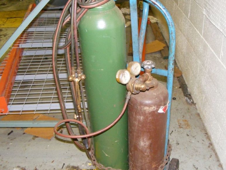 Image for Idependence Hummer Dealership Liquidation--Charlotte, NC