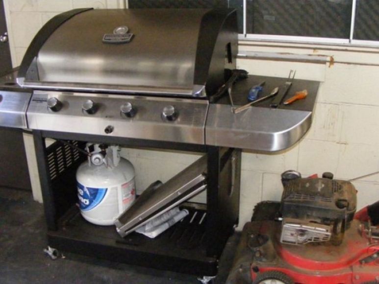 Image for Idependence Hummer Dealership Liquidation--Charlotte, NC