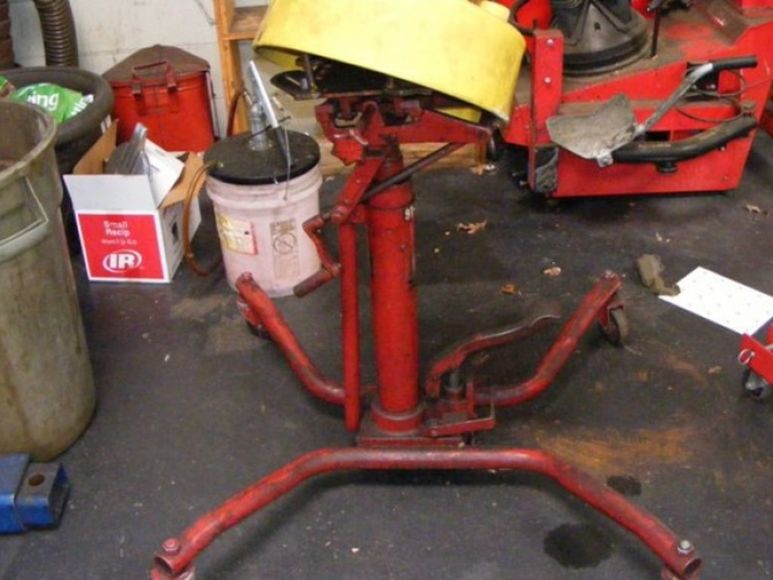 Image for Idependence Hummer Dealership Liquidation--Charlotte, NC