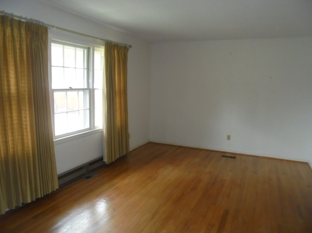 Image for REAL ESTATE AUCTION