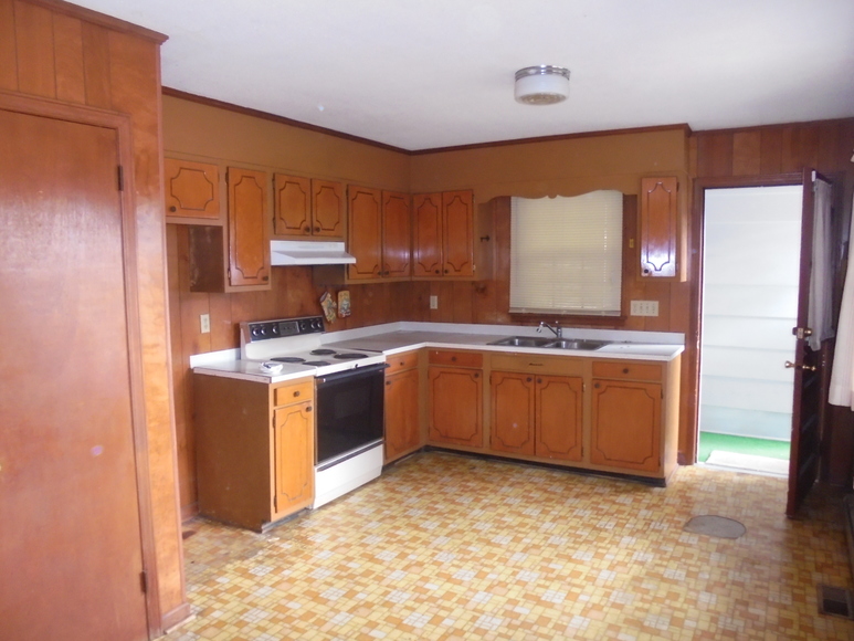 Image for REAL ESTATE AUCTION