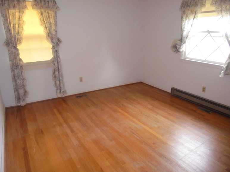 Image for REAL ESTATE AUCTION