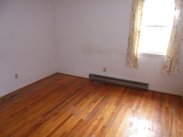 Image for REAL ESTATE AUCTION