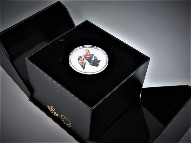 Image for SUPER HEROES TM The Trinity SUPERMAN, BATMAN, WONDER WOMAN - DAWN OF JUSTICE -  RCM Coins