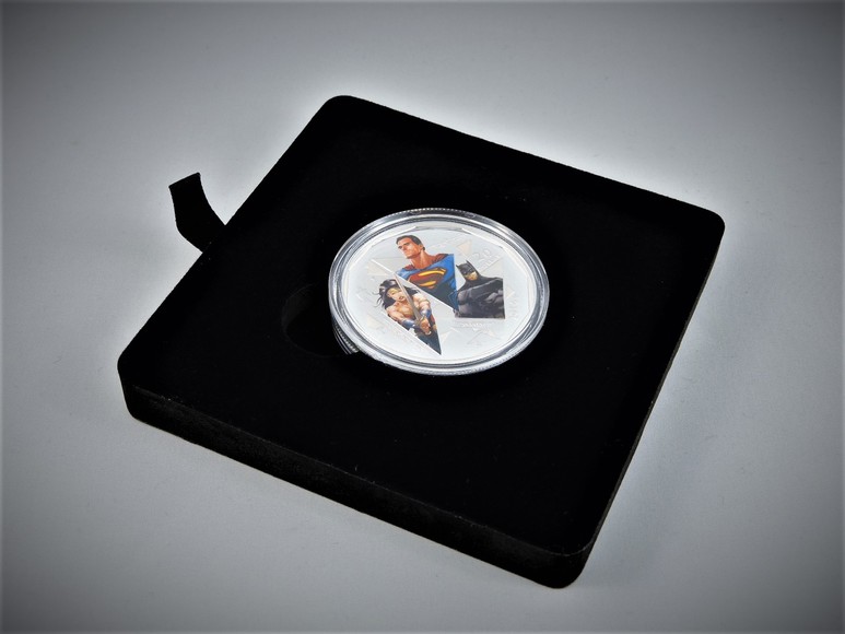 Image for SUPER HEROES TM The Trinity SUPERMAN, BATMAN, WONDER WOMAN - DAWN OF JUSTICE -  RCM Coins