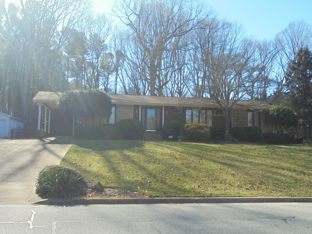 Image for REAL ESTATE & ESTATE PERSONAL PROPERTY AUCTION