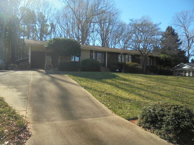 Image for REAL ESTATE & ESTATE PERSONAL PROPERTY AUCTION