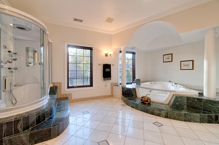 Image for Online Pershing Manor, Arlington VA (click)