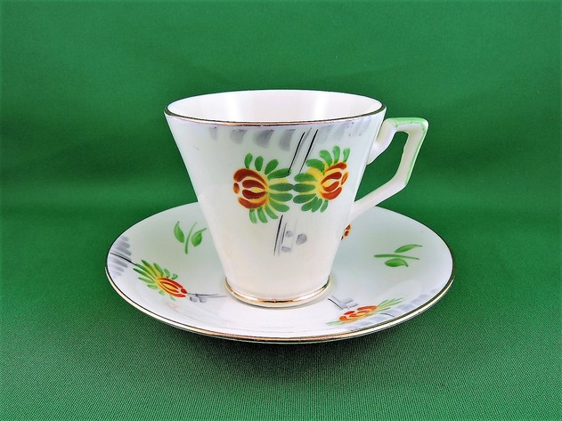 Image for TEA TIME DELICATE CHINA CUPS AND SAUCERS BRITISH JAPAN CHINA EUROPE