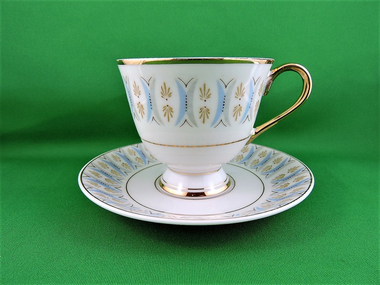 Image for TEA TIME DELICATE CHINA CUPS AND SAUCERS BRITISH JAPAN CHINA EUROPE