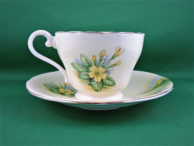 Image for TEA TIME DELICATE CHINA CUPS AND SAUCERS BRITISH JAPAN CHINA EUROPE