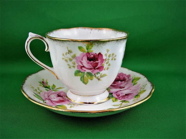 Image for TEA TIME DELICATE CHINA CUPS AND SAUCERS BRITISH JAPAN CHINA EUROPE