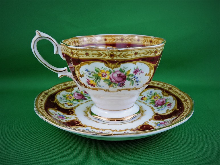 Image for TEA TIME DELICATE CHINA CUPS AND SAUCERS BRITISH JAPAN CHINA EUROPE