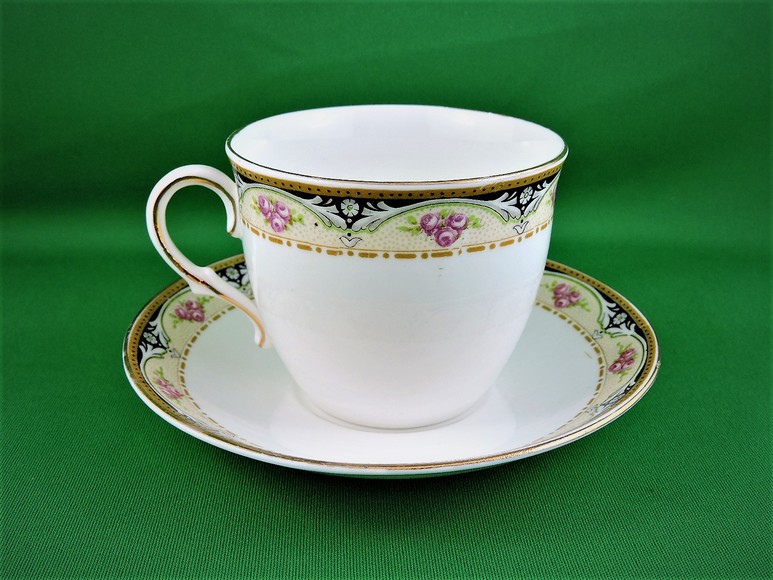 Image for TEA TIME DELICATE CHINA CUPS AND SAUCERS BRITISH JAPAN CHINA EUROPE