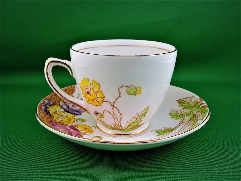 Image for TEA TIME DELICATE CHINA CUPS AND SAUCERS BRITISH JAPAN CHINA EUROPE