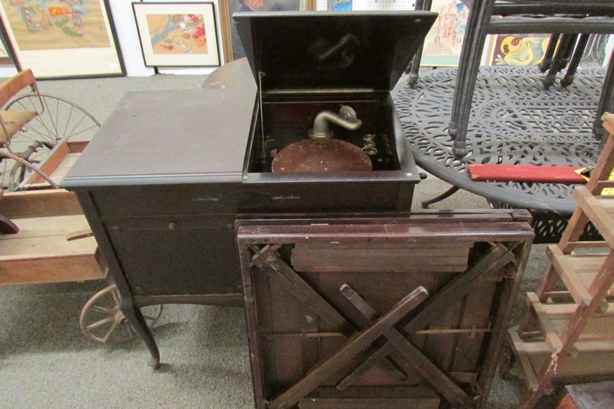 Image for Gallery/Estate Auction 6-29