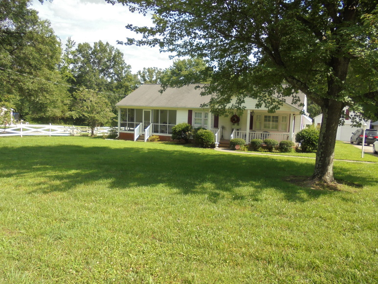 Image for REAL ESTATE & ESTATE PERSONAL PROPERTY AUCTION