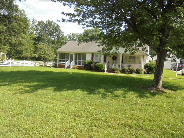 Image for REAL ESTATE & ESTATE PERSONAL PROPERTY AUCTION