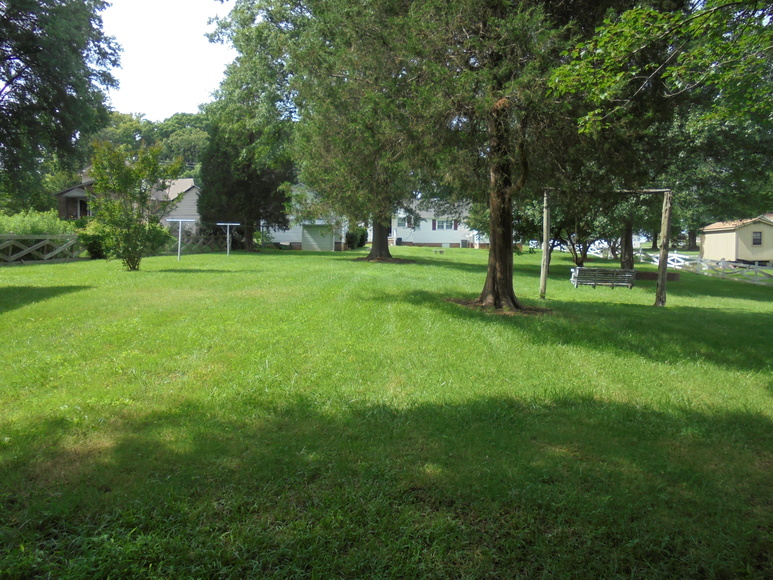 Image for REAL ESTATE & ESTATE PERSONAL PROPERTY AUCTION