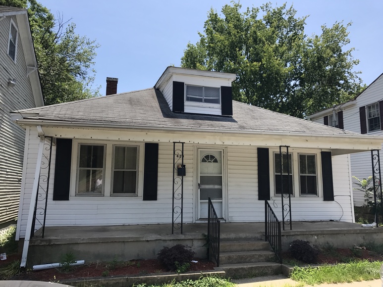 3 BR/1 BA Investment Property in the City of Fredericksburg, VASells to the Highest Bidder!!