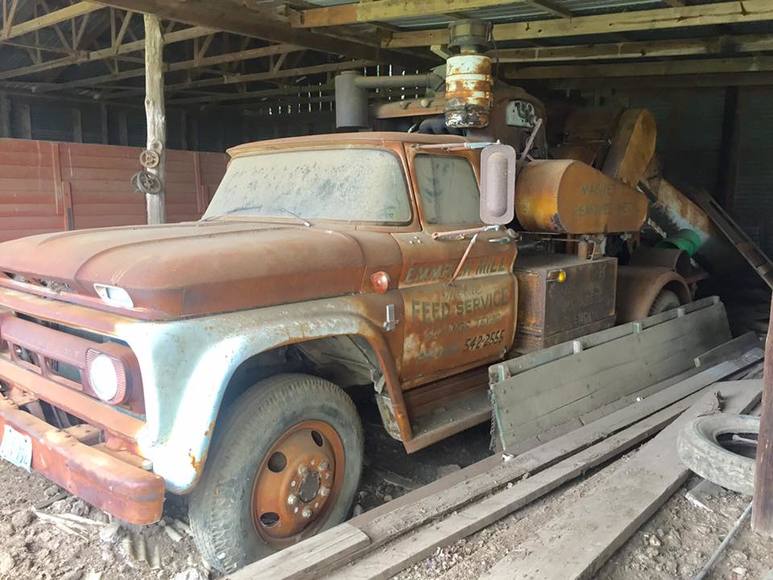 Image for Jatzlau ON-SITE Estate Auction - Lexington/Fedor, TX