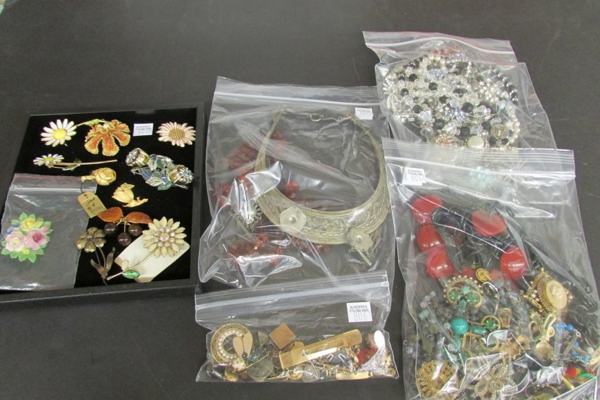 Image for Gallery/Estate Auction 7-13