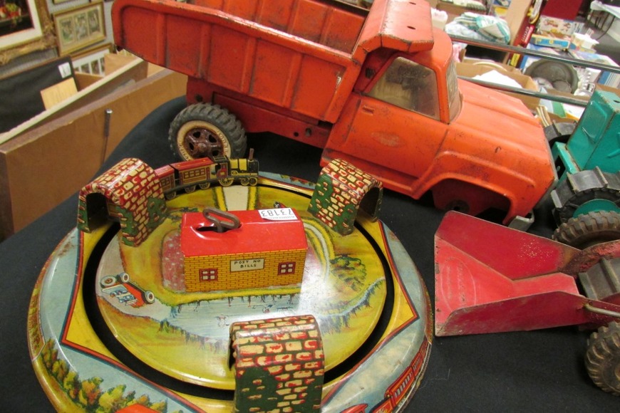 Image for Gallery/Estate Auction 7-13