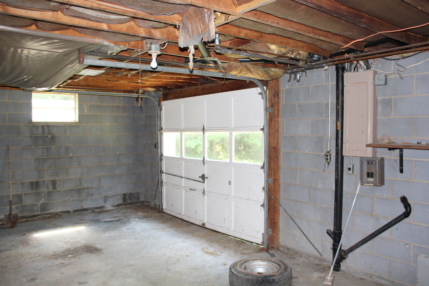 Image for Online Only - Brick Ranch on 2.65 Acres