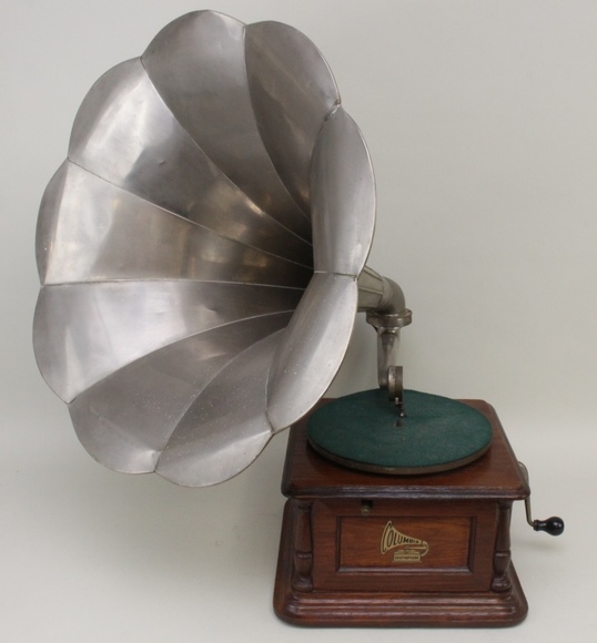 Image for Online Only - Nostalgic Treasures Auction: 8-15-17