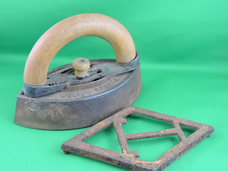 Image for VINTAGE COLLECTIBLES DEALER INVENTORY