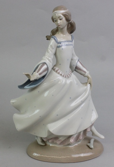 Image for Online Only - Lladro Collection: 9-5-17