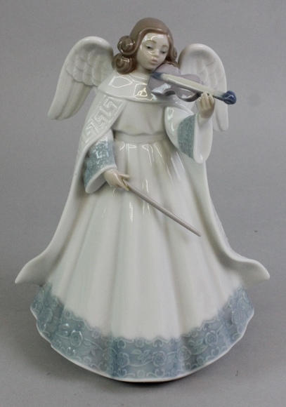 Image for Online Only - Lladro Collection: 9-5-17