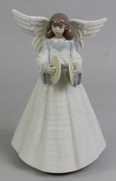 Image for Online Only - Lladro Collection: 9-5-17