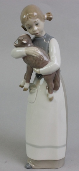 Image for Online Only - Lladro Collection: 9-5-17