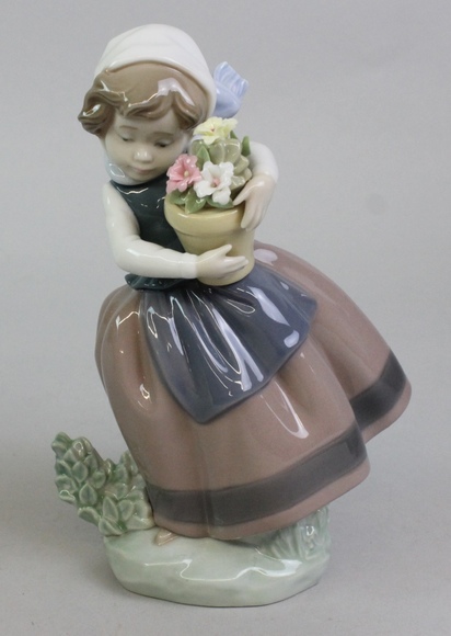 Image for Online Only - Lladro Collection: 9-5-17