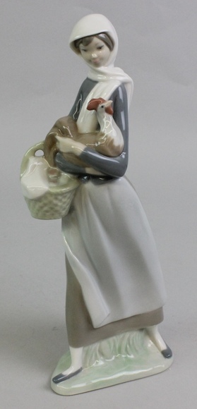 Image for Online Only - Lladro Collection: 9-5-17