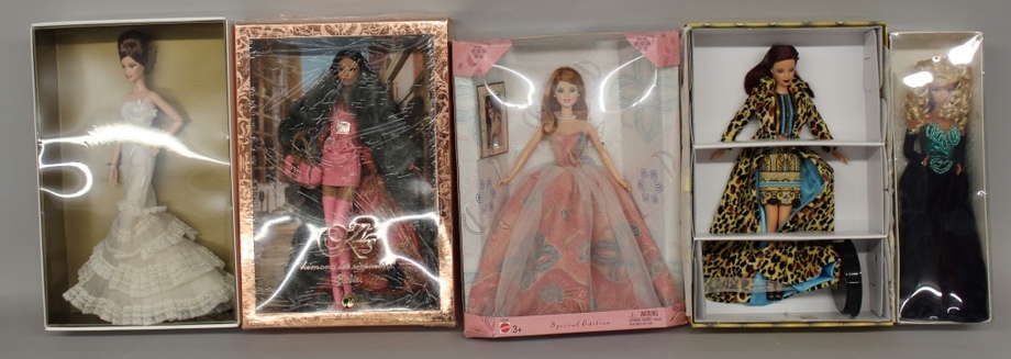 Image for Online Only - 1960's - 1990's Dolls and Accessories: 9-26-17