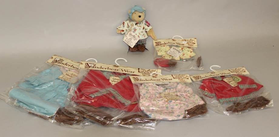 Image for Online Only - 1960's - 1990's Dolls and Accessories: 9-26-17