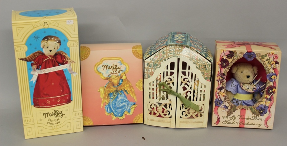 Image for Online Only - 1960's - 1990's Dolls and Accessories: 9-26-17