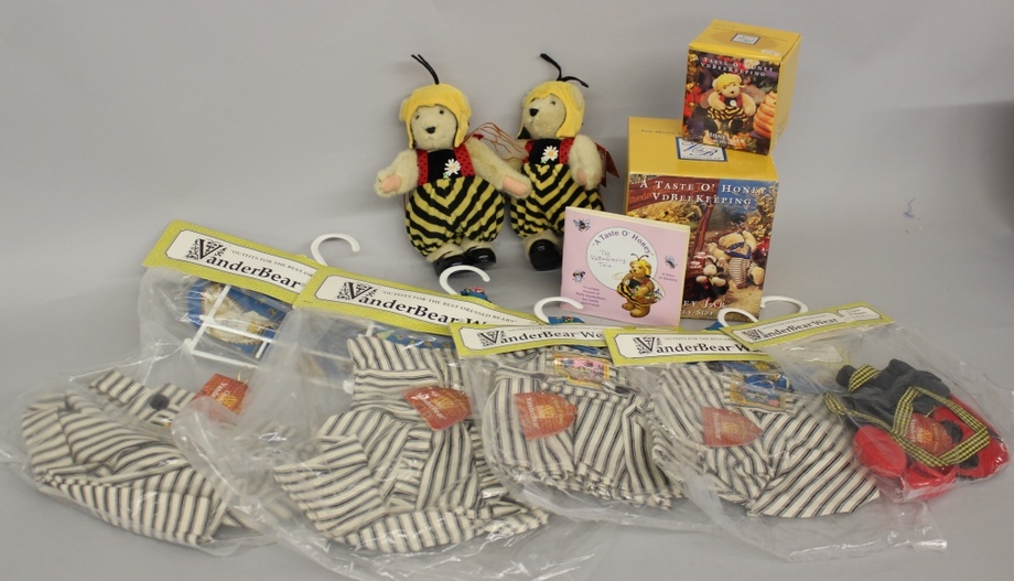 Image for Online Only - 1960's - 1990's Dolls and Accessories: 9-26-17