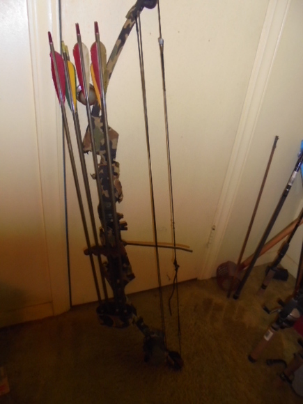 Image for TRACTORS~GUNS~IMPLEMENTS~ESTATE AUCTION