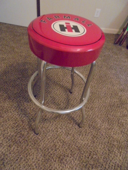 Image for TRACTORS~GUNS~IMPLEMENTS~ESTATE AUCTION