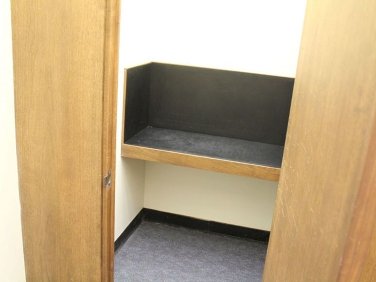 BANK BRANCH BUILDING in GLADE SPRING, ONLY AUCTION!!!